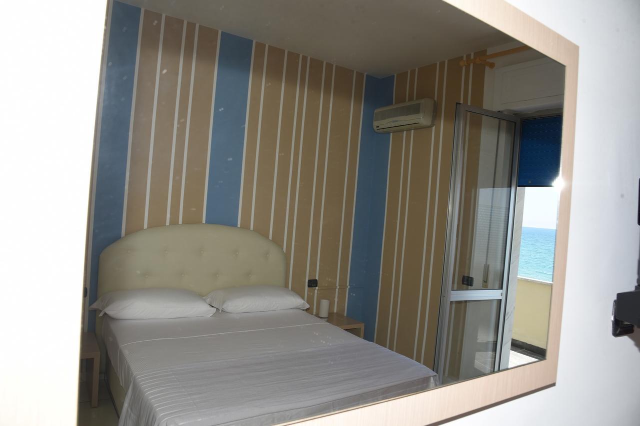 Blu Hotel ปอนเตกัญญาโน ภายนอก รูปภาพ