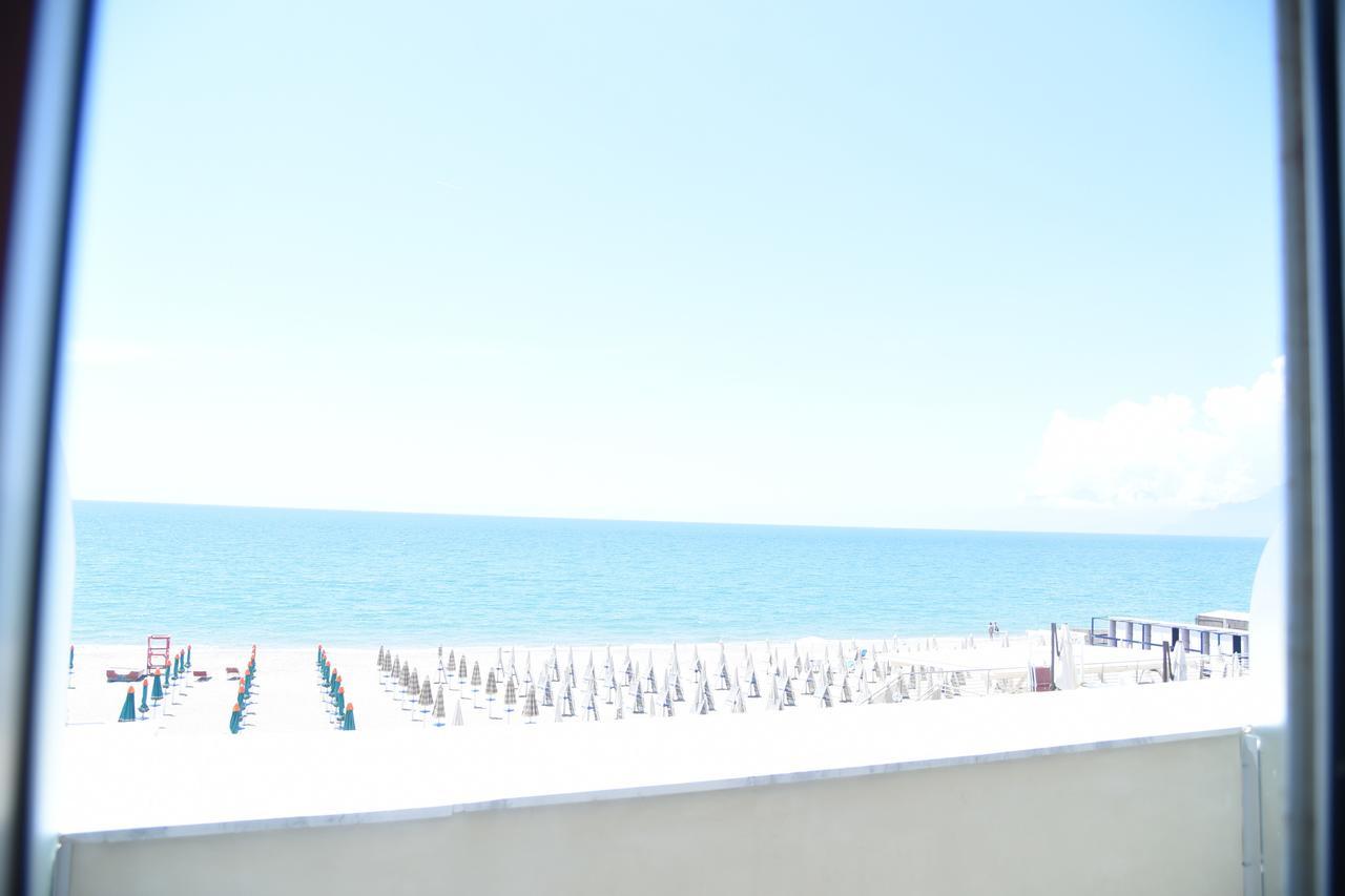 Blu Hotel ปอนเตกัญญาโน ภายนอก รูปภาพ