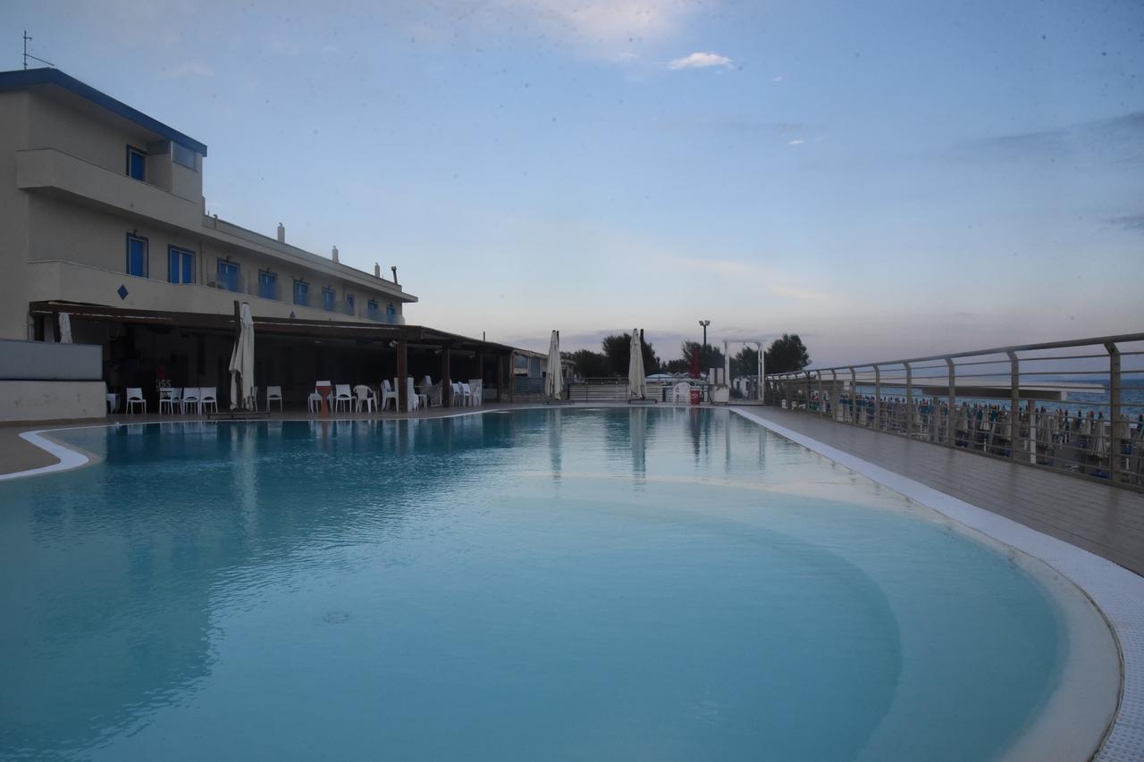 Blu Hotel ปอนเตกัญญาโน ภายนอก รูปภาพ