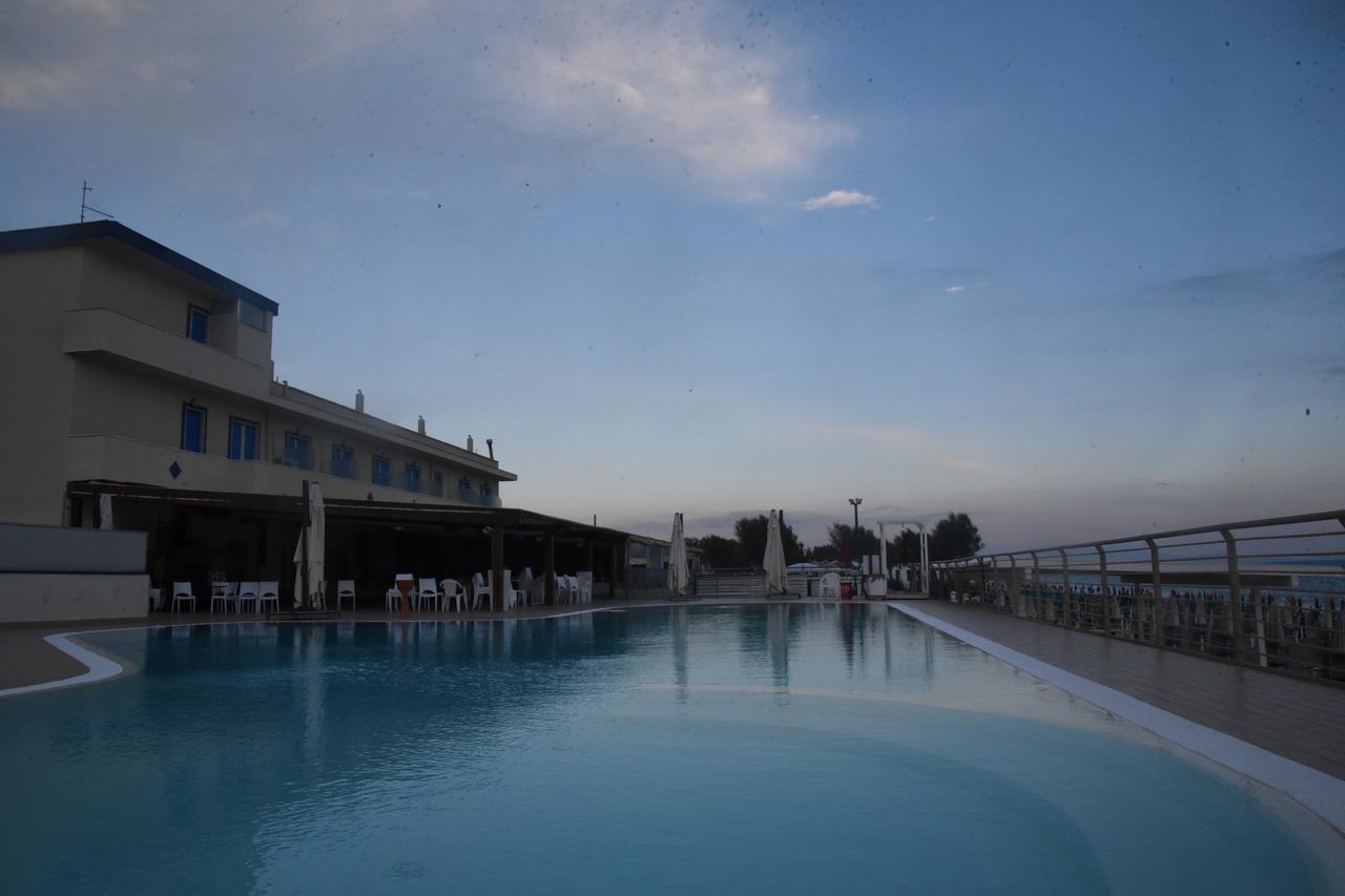 Blu Hotel ปอนเตกัญญาโน ภายนอก รูปภาพ