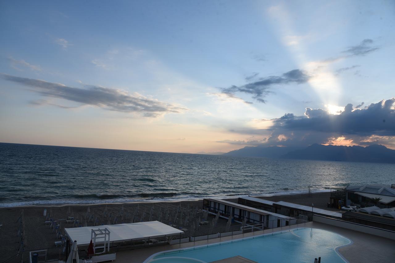 Blu Hotel ปอนเตกัญญาโน ภายนอก รูปภาพ
